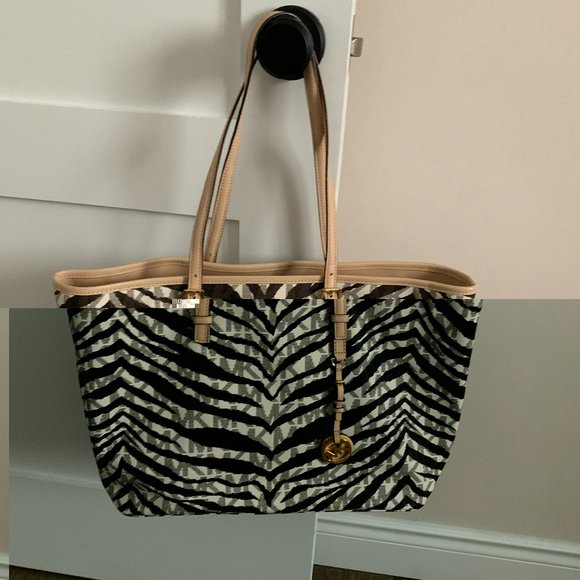 Michael Kors Tote Bag - Picture 1 of 6